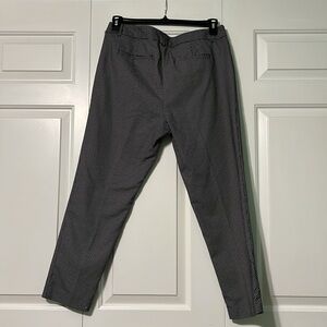 Liz Claiborne Career- Emma Classic Size 12 - Black with White Geometric Pattern.